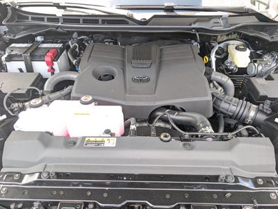 2026 Toyota Tundra 4WD 4WD SR5 CrewMax 5.5' Bed (Natl)