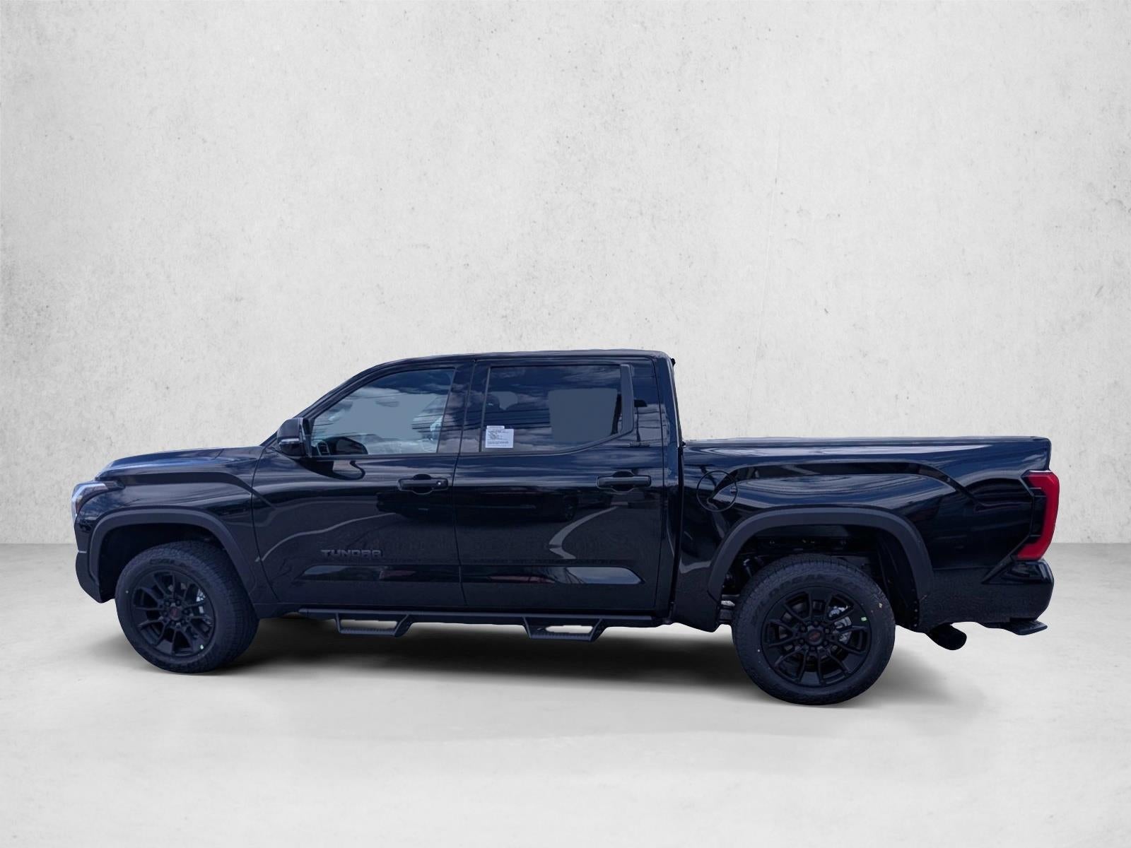 2026 Toyota Tundra 4WD 4WD SR5 CrewMax 5.5' Bed (Natl)
