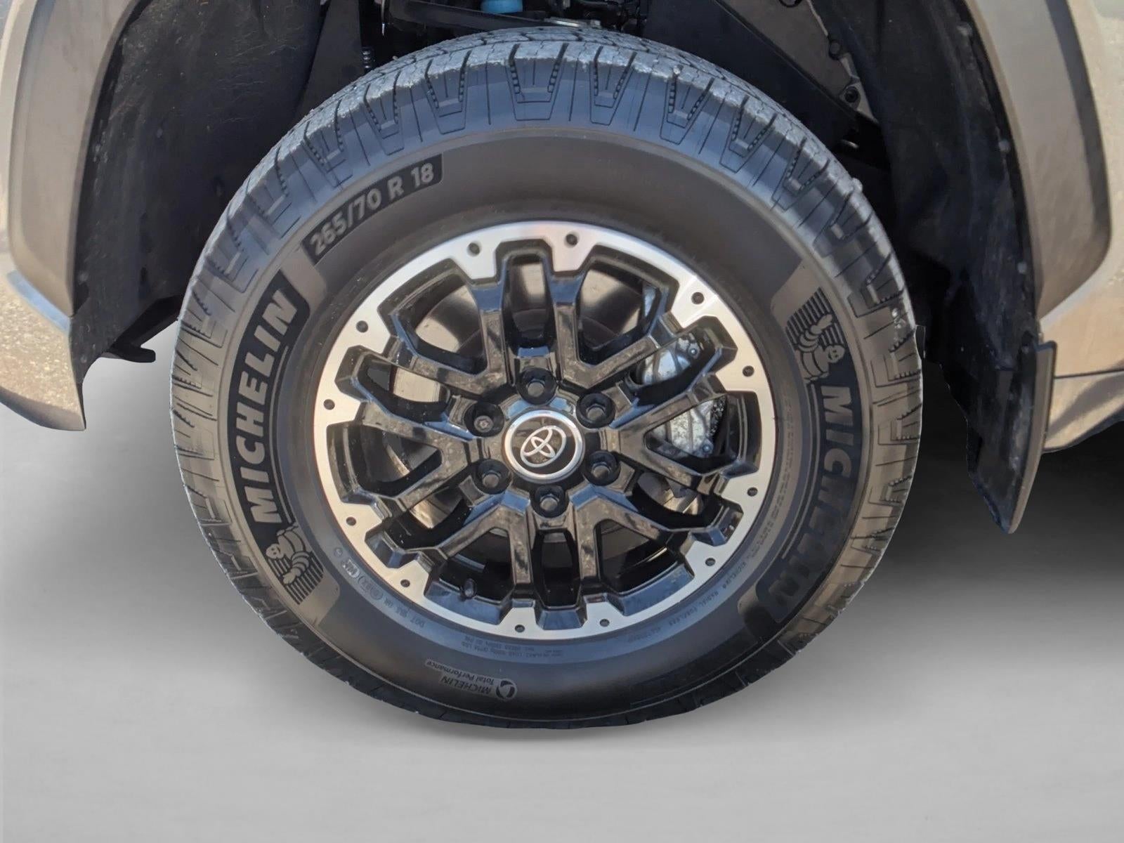 2024 Toyota Tundra 4WD 4WD SR5 CrewMax 5.5' Bed (Natl)