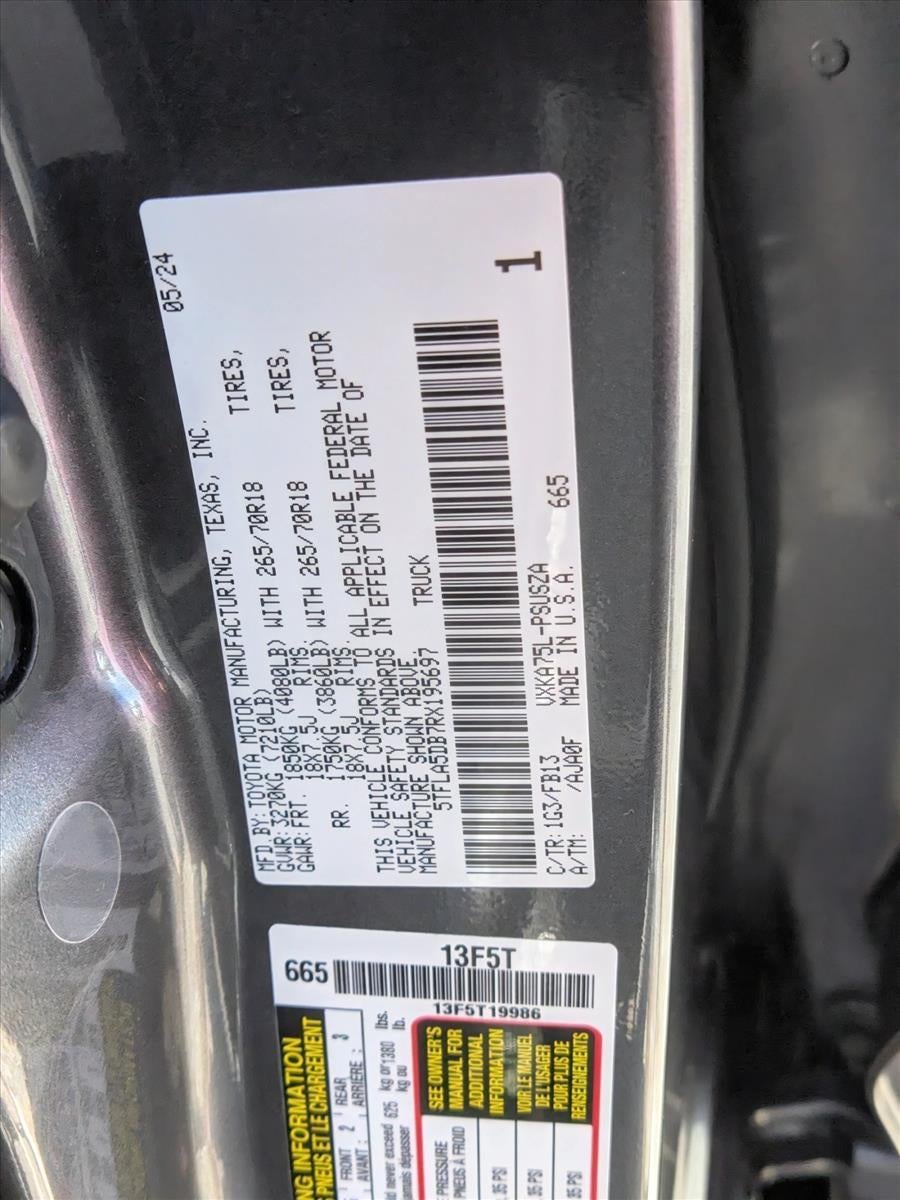 2024 Toyota Tundra 4WD 4WD SR5 CrewMax 5.5' Bed (Natl)