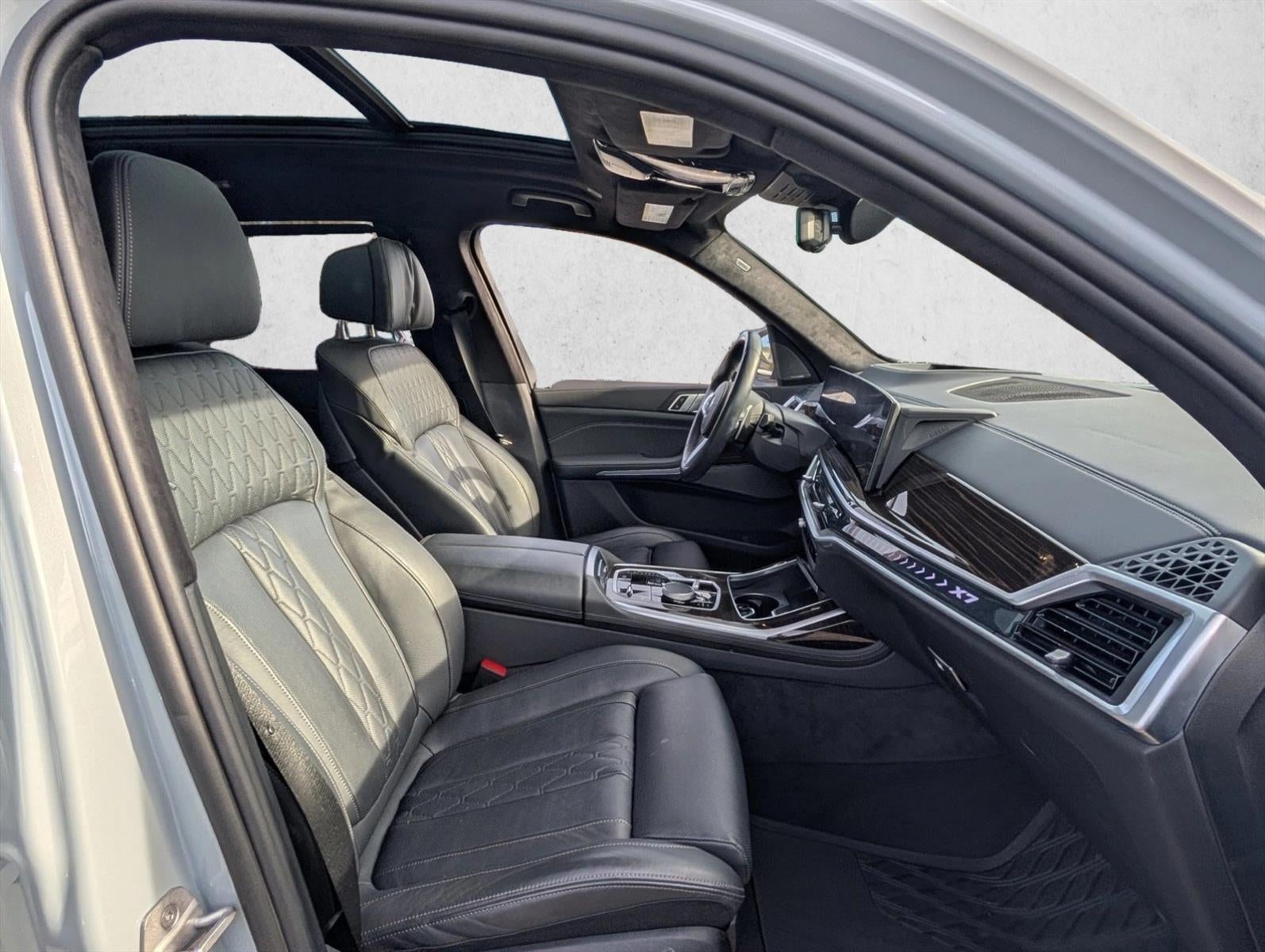 2024 BMW X7 xDrive40i Sports Activity Vehicle