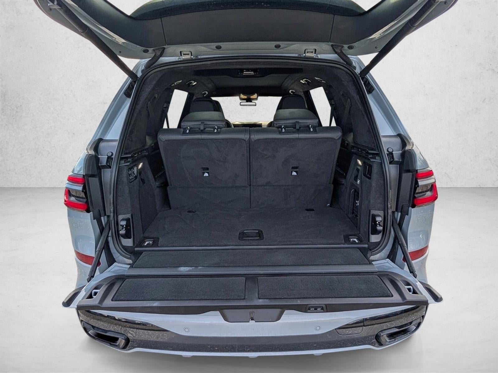 2024 BMW X7 xDrive40i Sports Activity Vehicle