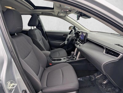 2023 Toyota Corolla Cross LE 4WD (Natl)