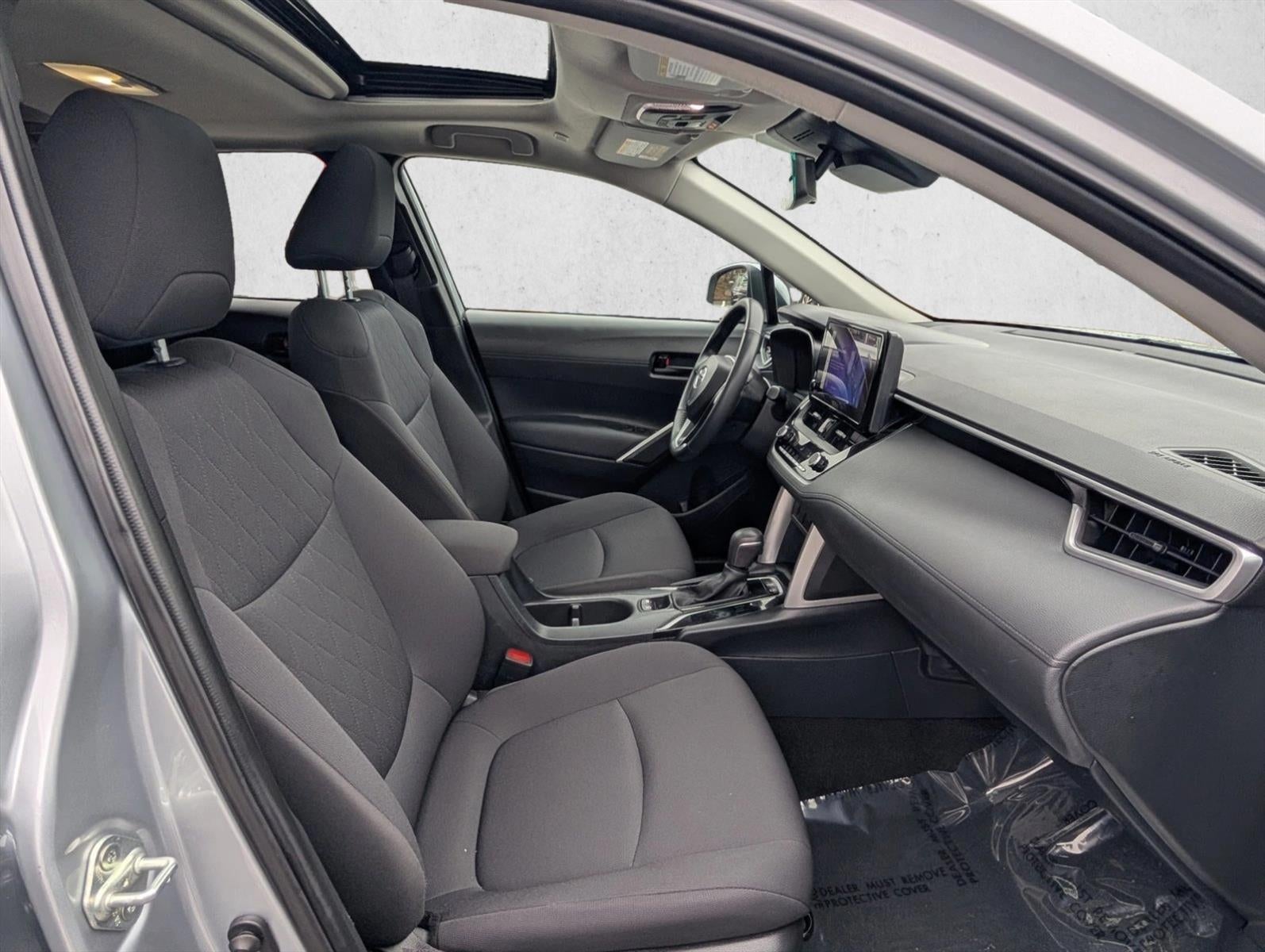 2023 Toyota Corolla Cross LE 4WD (Natl)