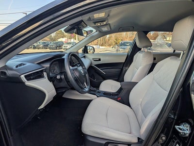 2025 Toyota Corolla Cross LE 4WD (Natl)