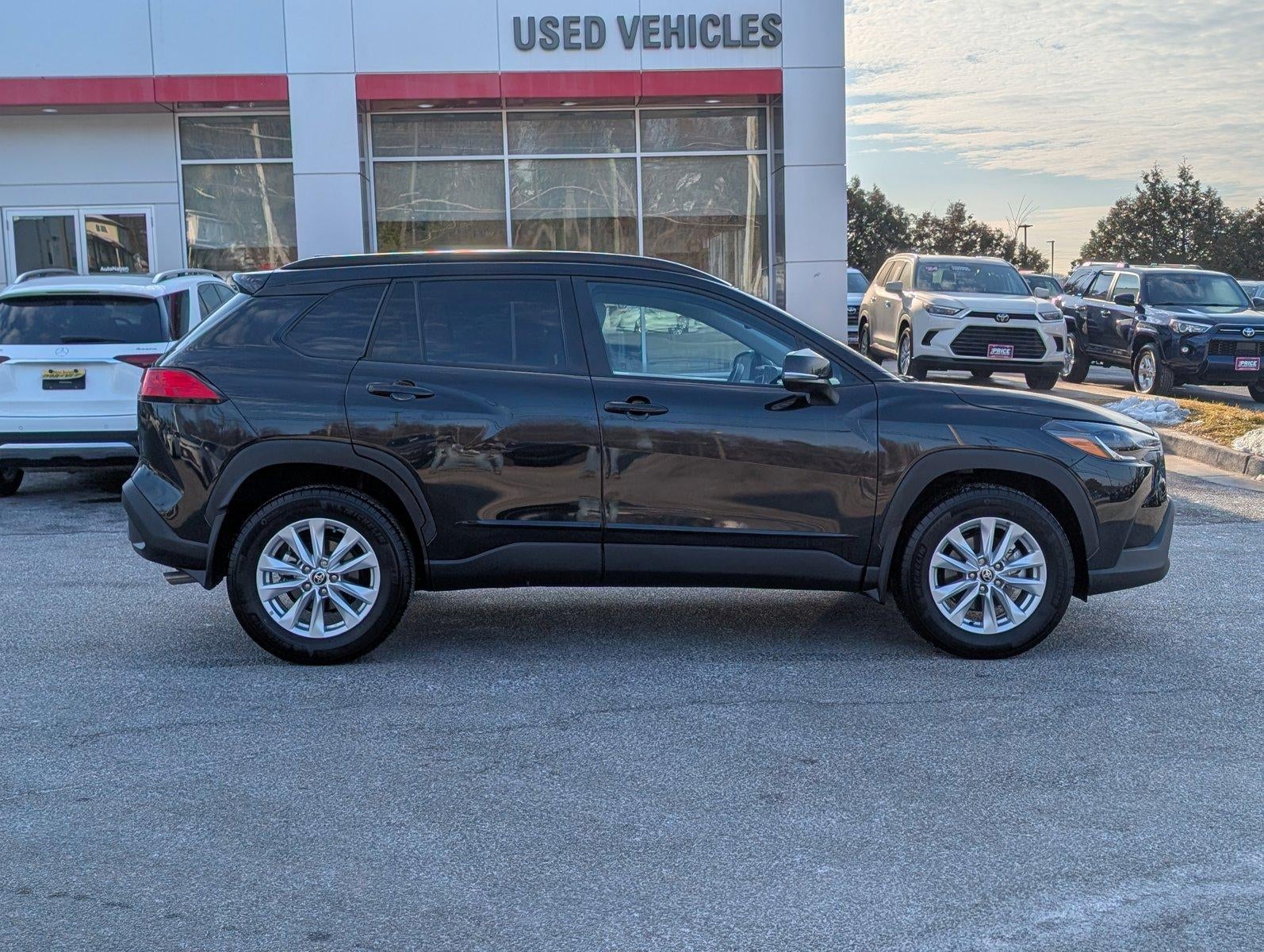 2025 Toyota Corolla Cross LE 4WD (Natl)