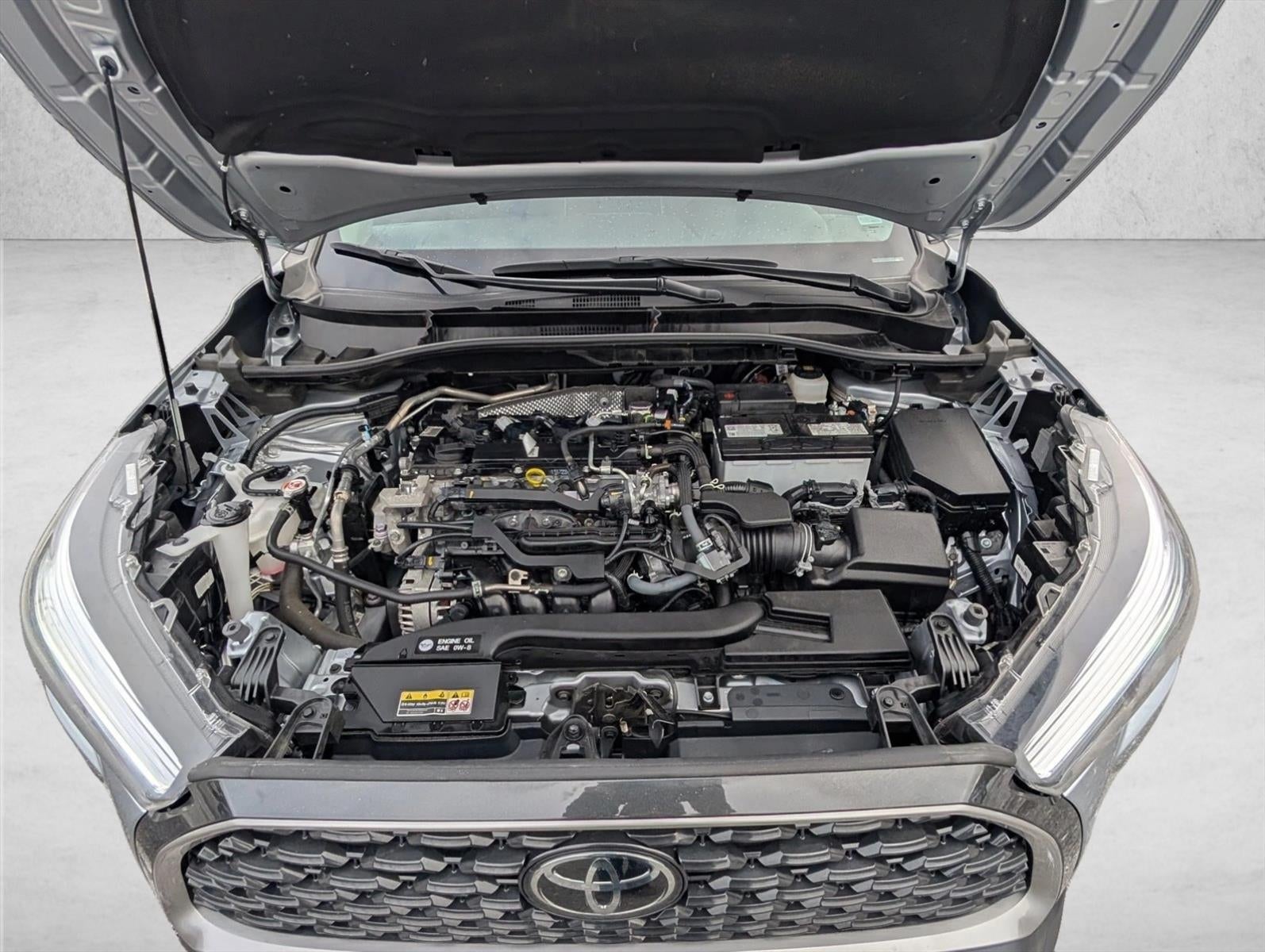 2024 Toyota Corolla Cross XLE 2WD (Natl)