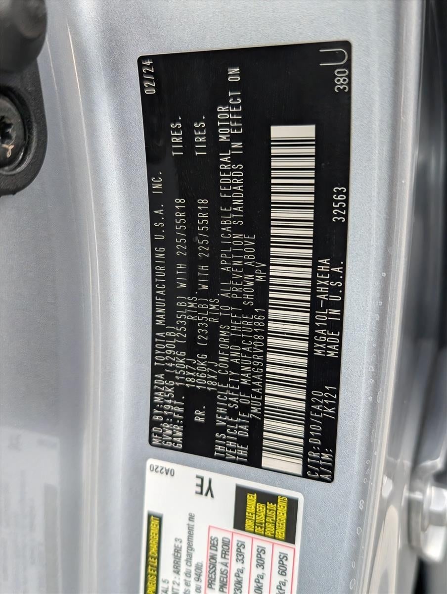 2024 Toyota Corolla Cross XLE 2WD (Natl)