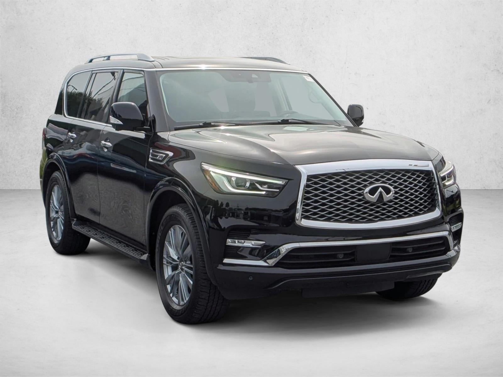 2023 INFINITI QX80 LUXE AWD