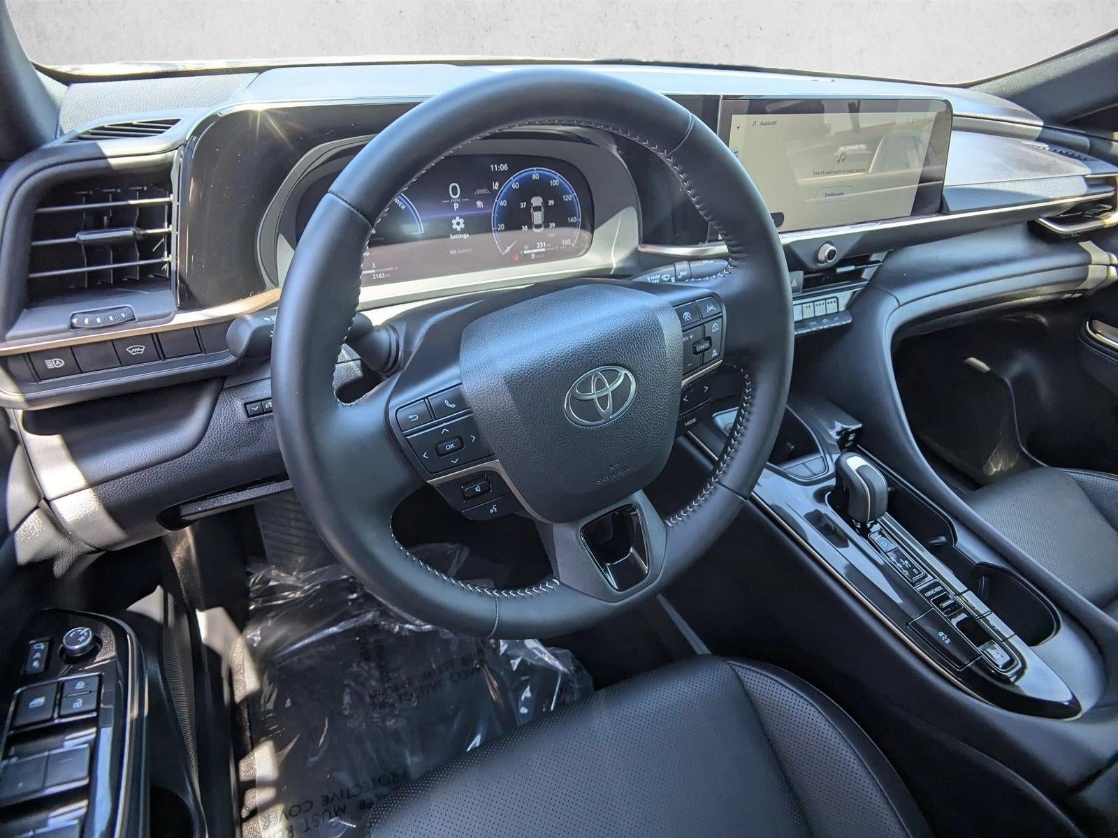 2026 Toyota Crown XLE AWD (Natl)