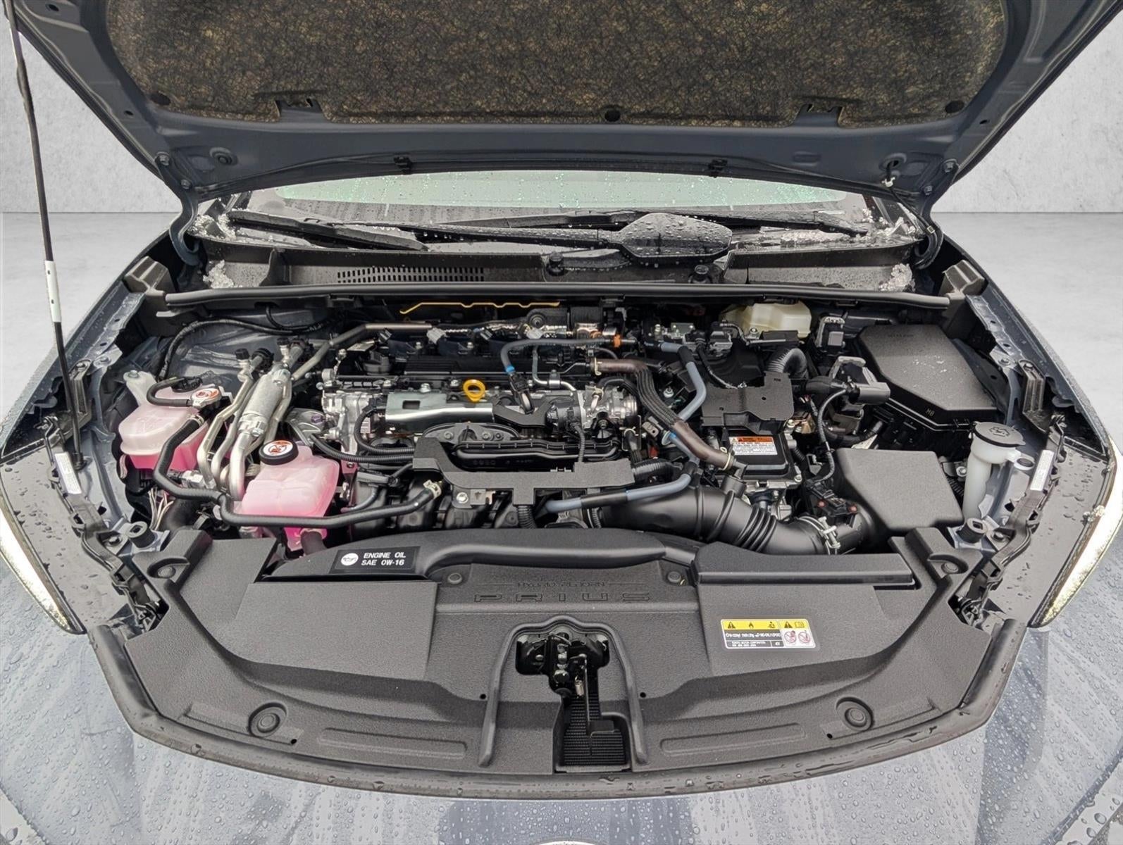 2025 Toyota Prius Plug-In Hybrid XSE (Natl)