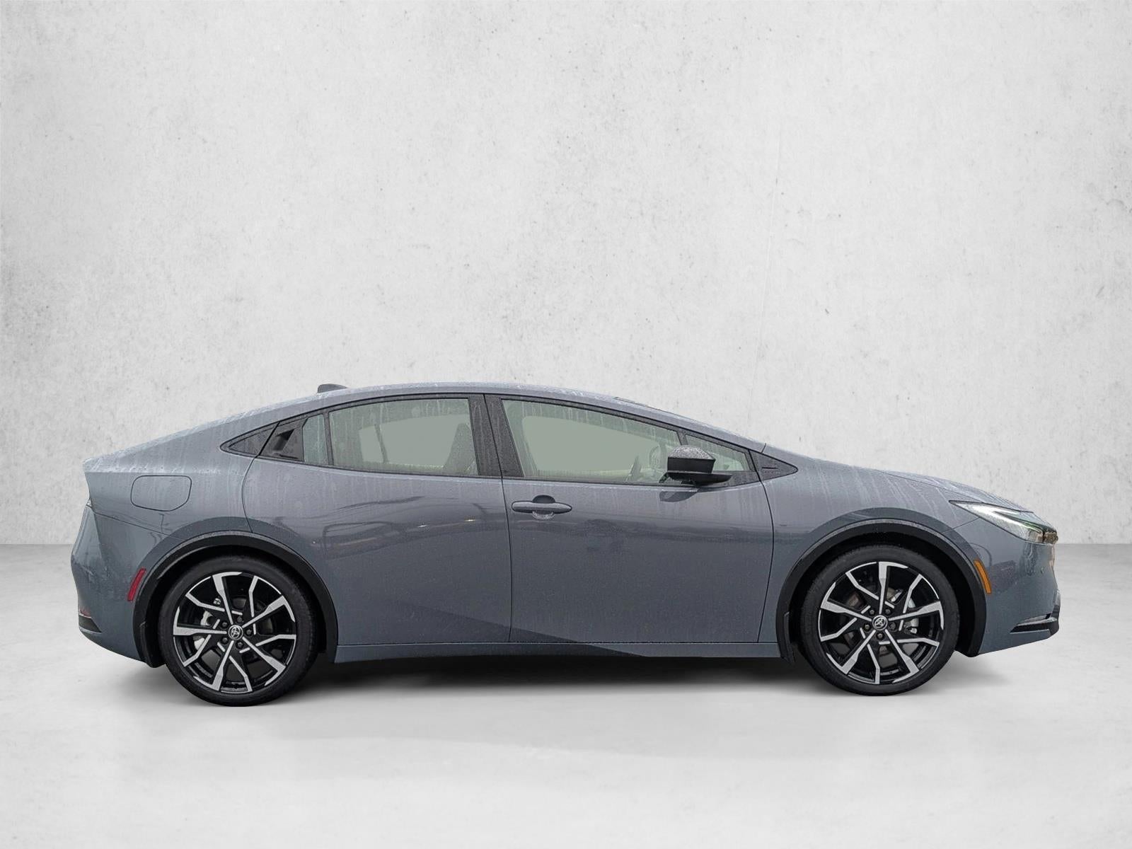 2025 Toyota Prius Plug-In Hybrid XSE (Natl)