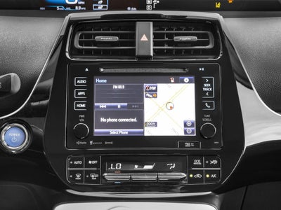 2017 Toyota Prius Three Touring (Natl)