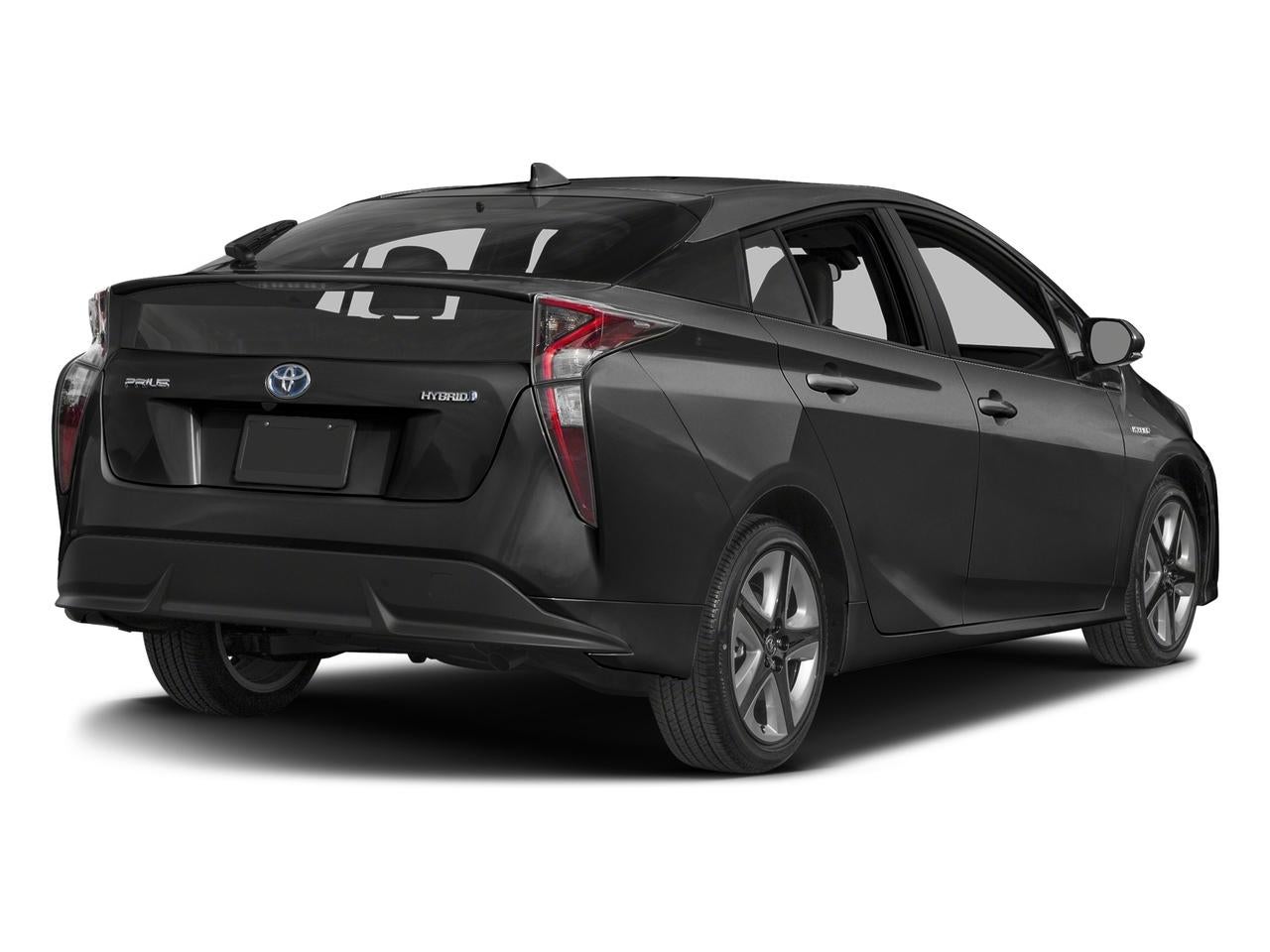 2017 Toyota Prius Three Touring (Natl)
