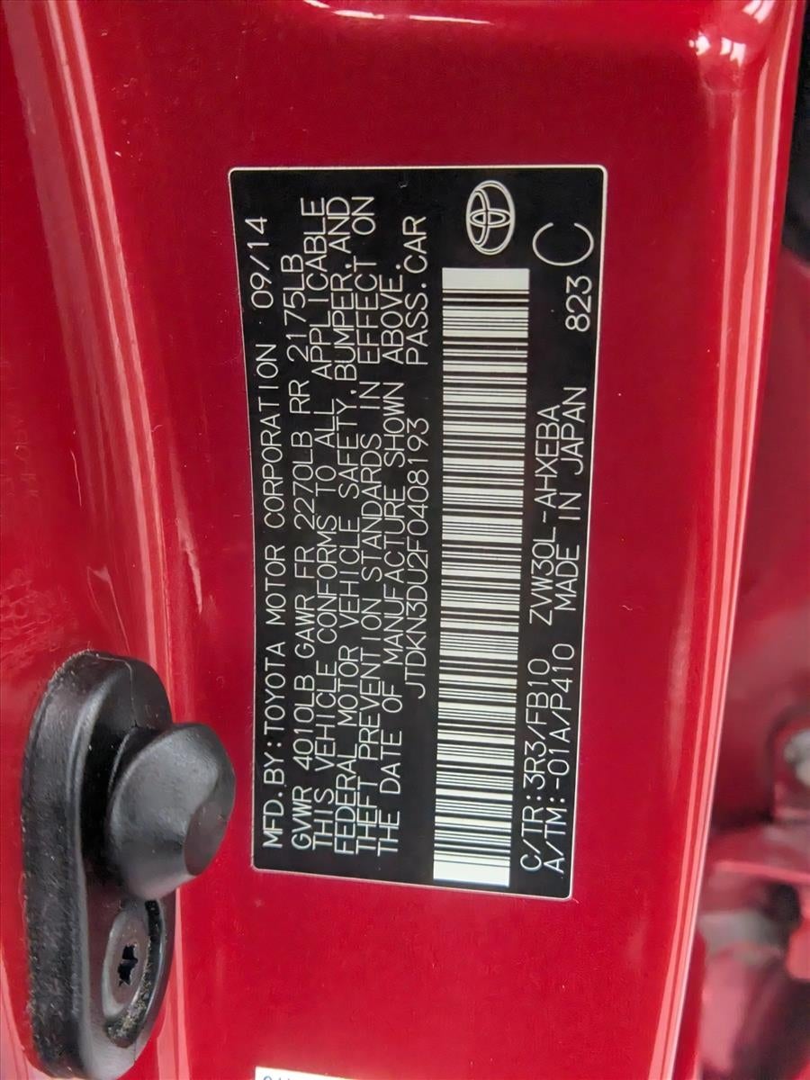 2015 Toyota Prius 5dr HB Three (Natl)