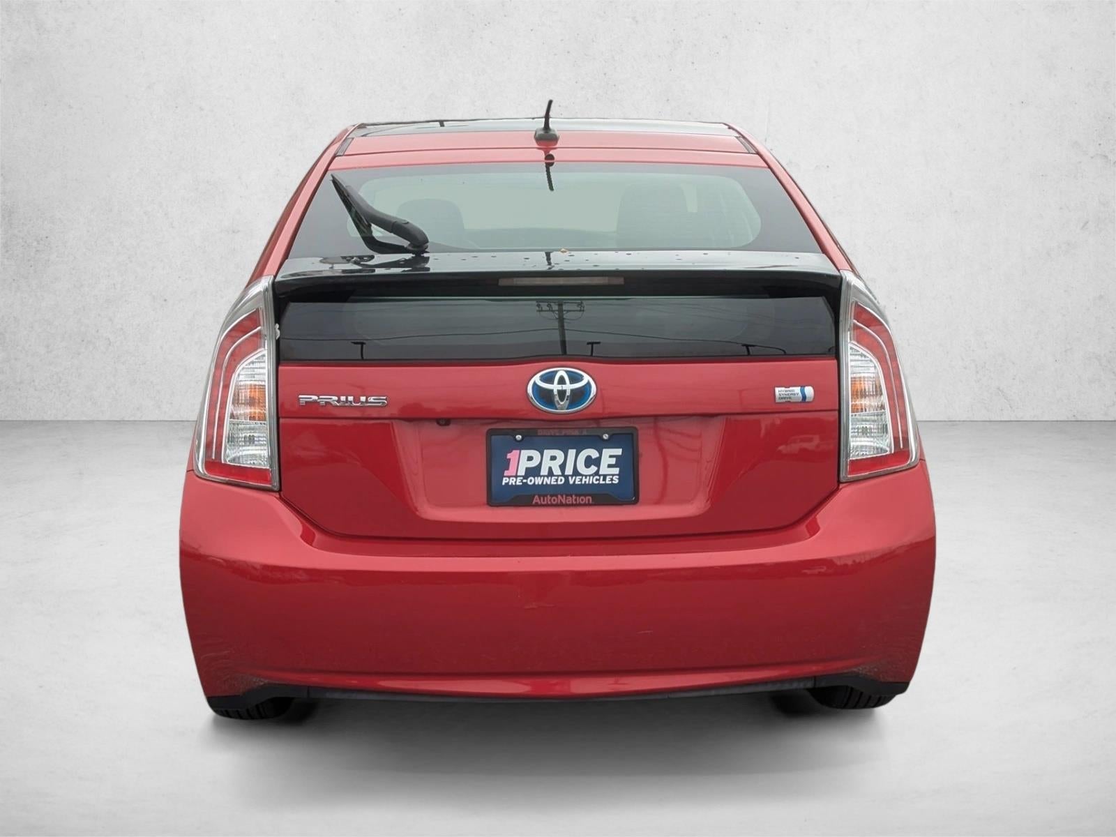2015 Toyota Prius 5dr HB Three (Natl)