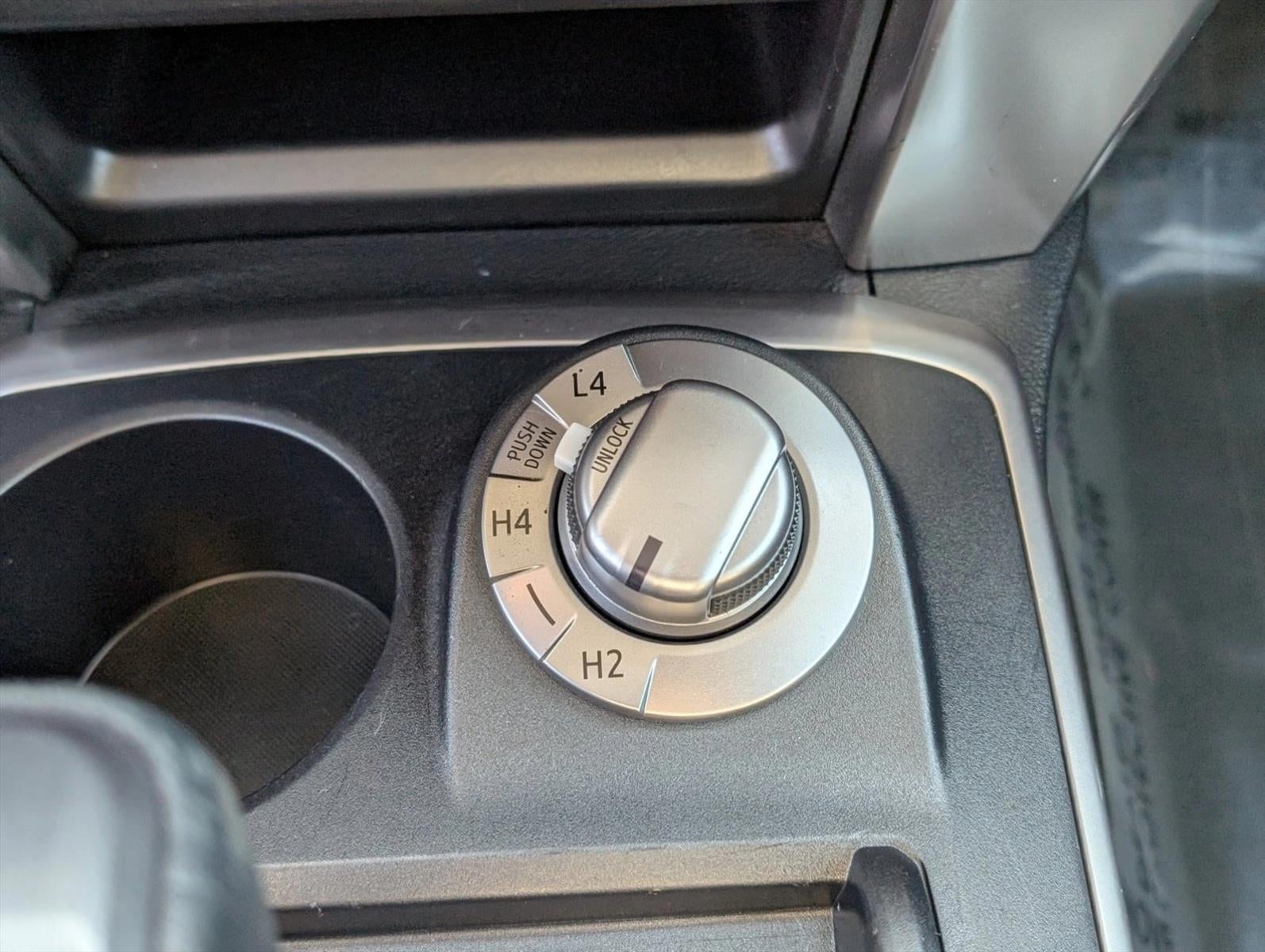 2024 Toyota 4Runner SR5 4WD (GS)