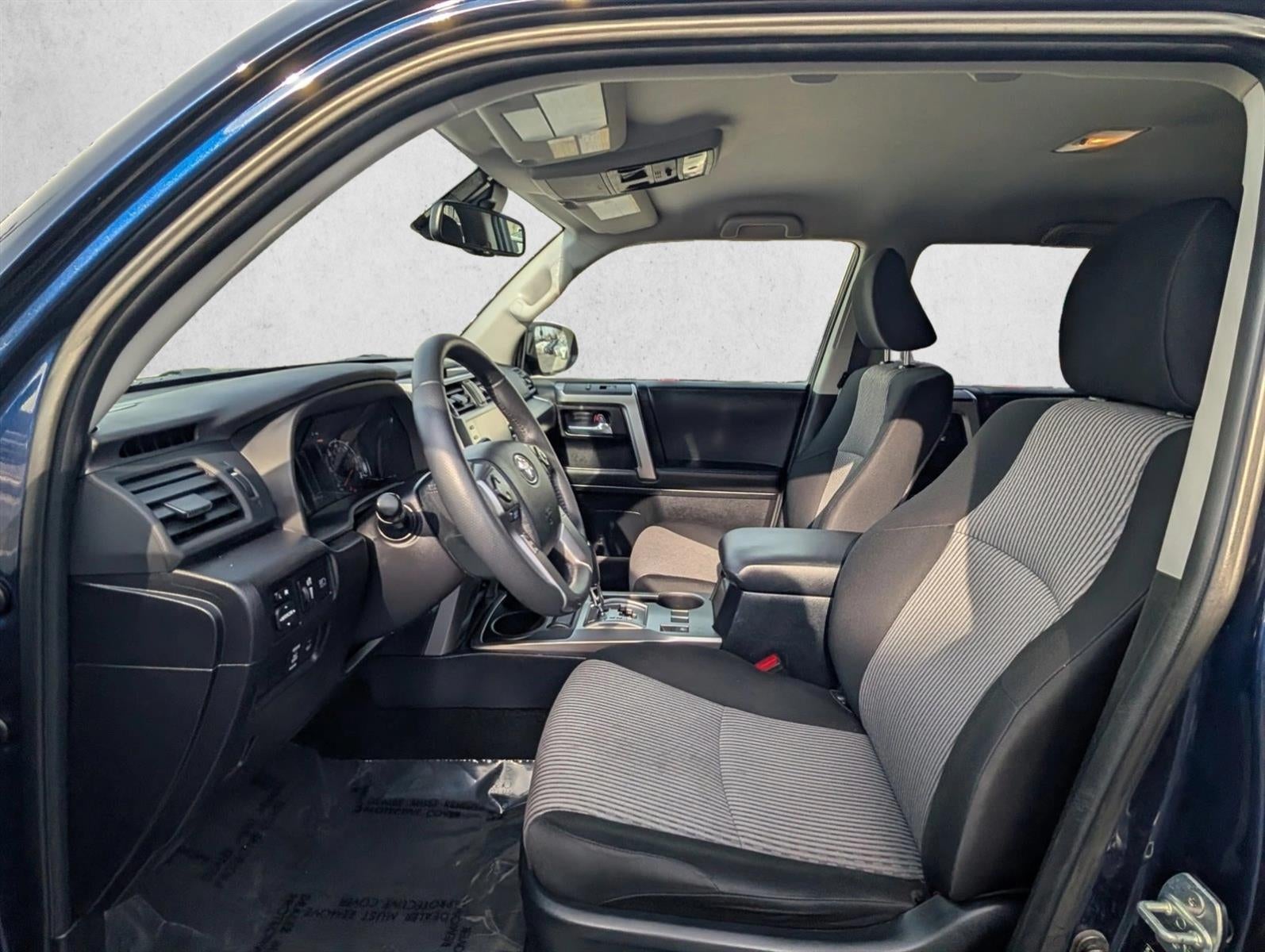 2024 Toyota 4Runner SR5 4WD (GS)