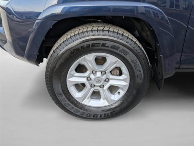 2024 Toyota 4Runner SR5 4WD (GS)