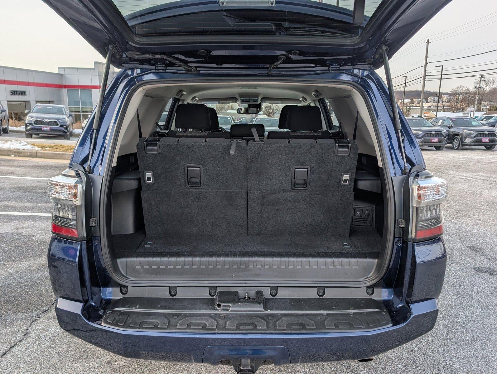 2024 Toyota 4Runner SR5 4WD (GS)