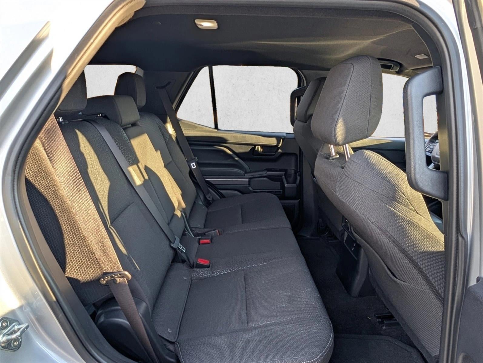 2025 Toyota 4Runner SR5 4WD (GS)