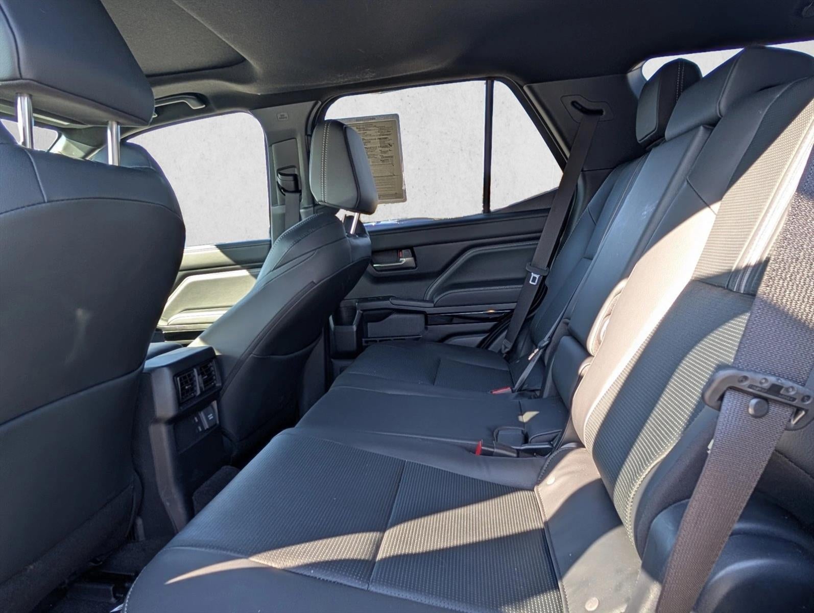 2025 Toyota 4Runner Hybrid Limited 4WD (Natl)