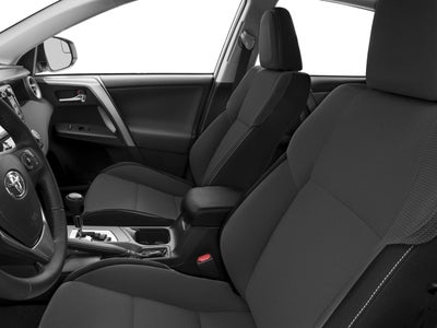 2017 Toyota RAV4 XLE FWD (GS)