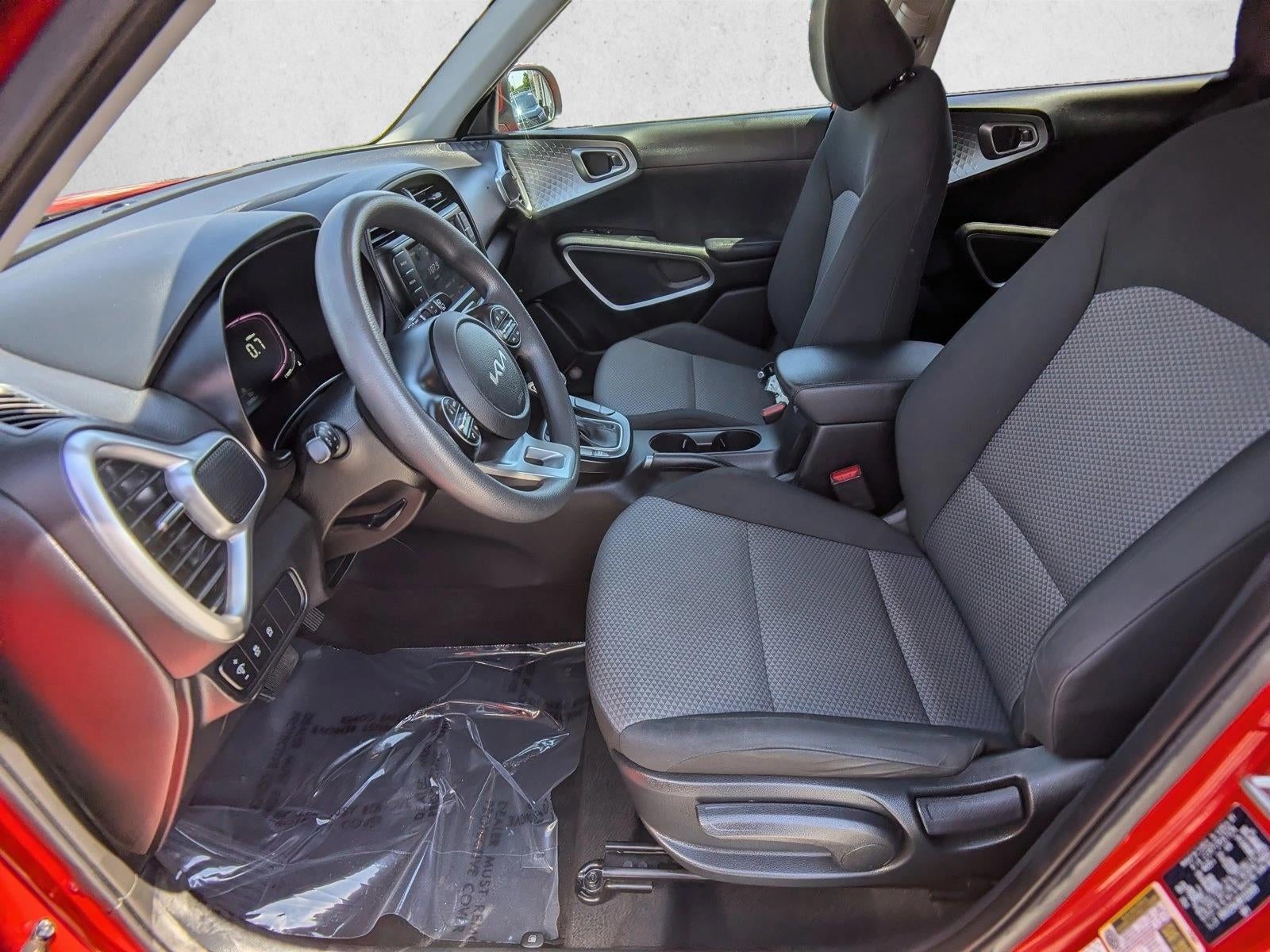2024 Kia Soul LX IVT
