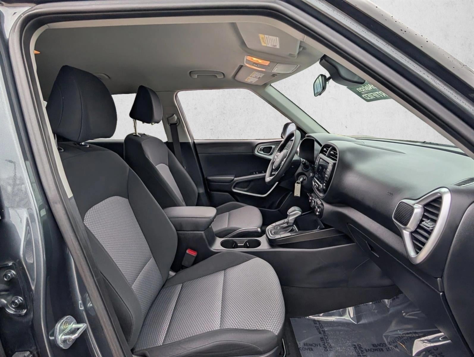 2023 Kia Soul LX IVT