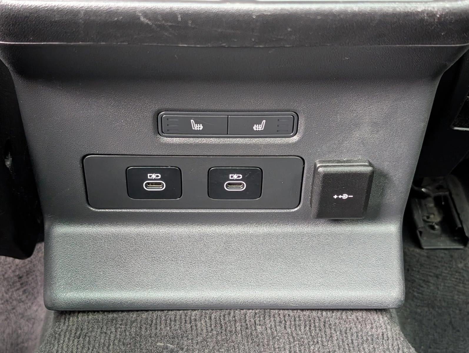 2025 Land Rover Range Rover Velar P250 Dynamic SE