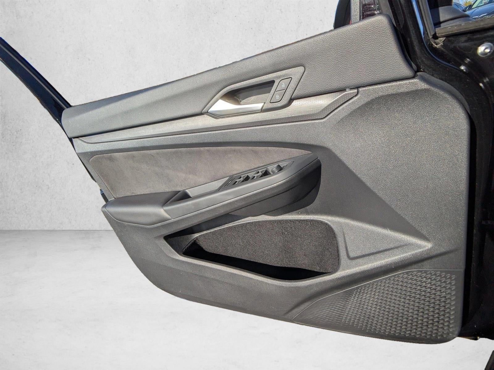 2024 Volkswagen Golf GTI 2.0T S DSG