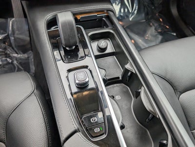 2024 Volvo XC90 B6 AWD Plus Bright Theme 6P