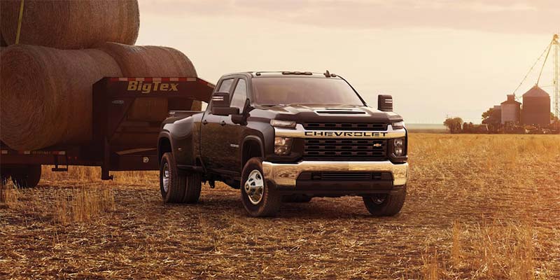 2023 Chevrolet Silverado 2500 HD front view